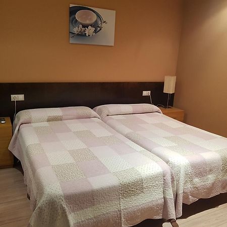 Apartamento Enol Onís Екстериор снимка