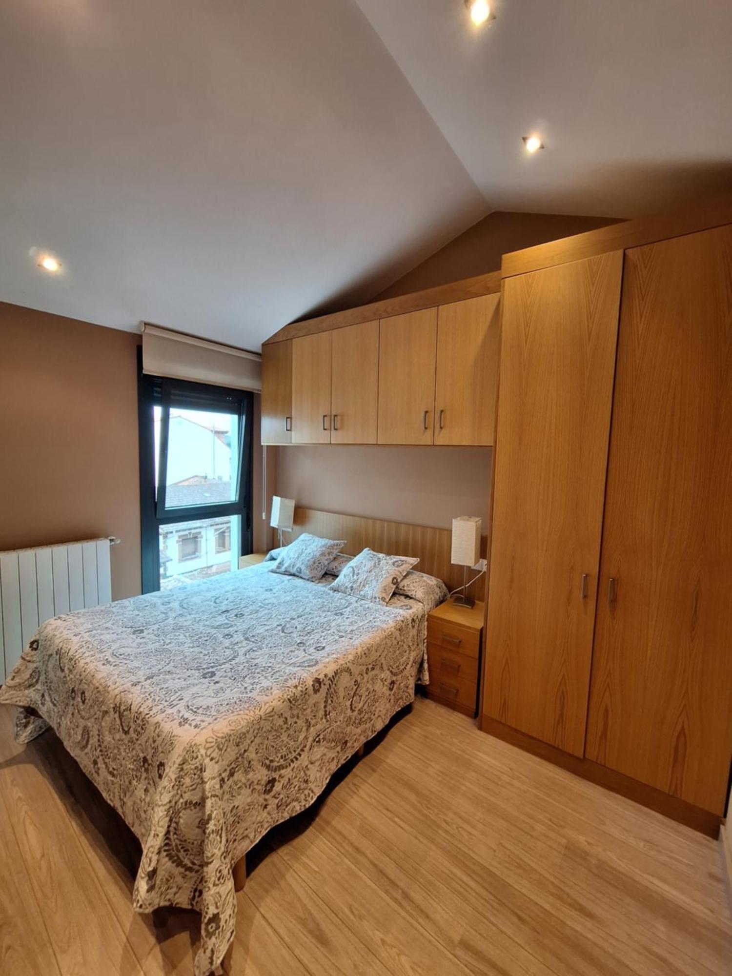 Apartamento Enol Onís Екстериор снимка